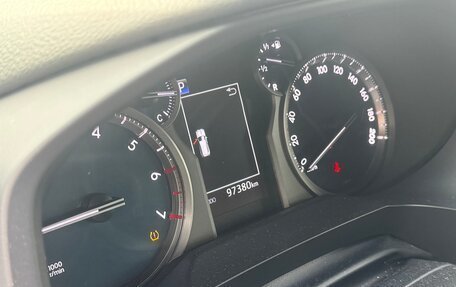 Toyota Land Cruiser Prado 150 рестайлинг 2, 2019 год, 5 230 000 рублей, 5 фотография