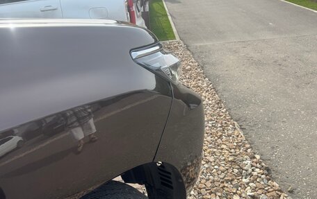 Toyota Land Cruiser Prado 150 рестайлинг 2, 2019 год, 5 230 000 рублей, 17 фотография