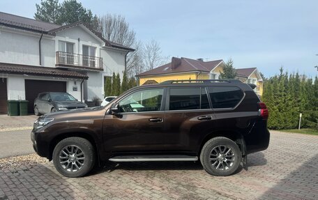 Toyota Land Cruiser Prado 150 рестайлинг 2, 2019 год, 5 230 000 рублей, 12 фотография
