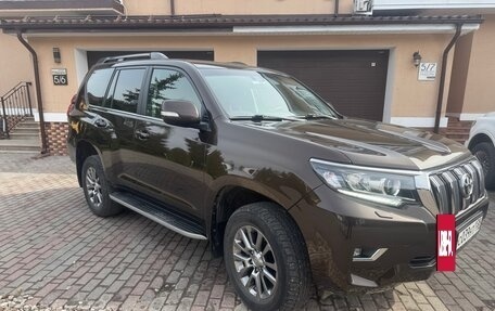 Toyota Land Cruiser Prado 150 рестайлинг 2, 2019 год, 5 230 000 рублей, 10 фотография