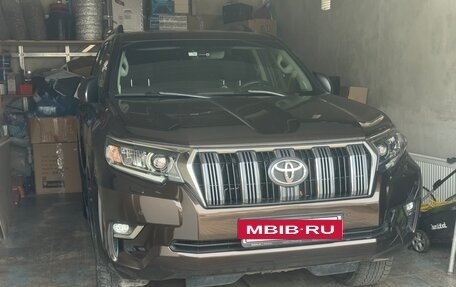 Toyota Land Cruiser Prado 150 рестайлинг 2, 2019 год, 5 230 000 рублей, 25 фотография