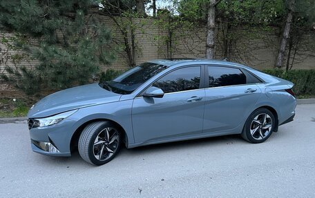 Hyundai Elantra, 2022 год, 1 780 000 рублей, 5 фотография