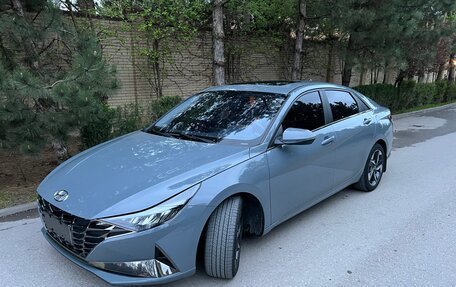 Hyundai Elantra, 2022 год, 1 780 000 рублей, 4 фотография