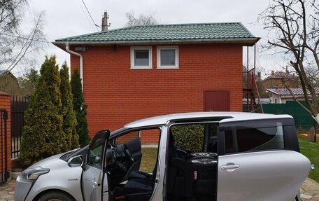 Toyota Sienta II, 2015 год, 1 300 000 рублей, 14 фотография