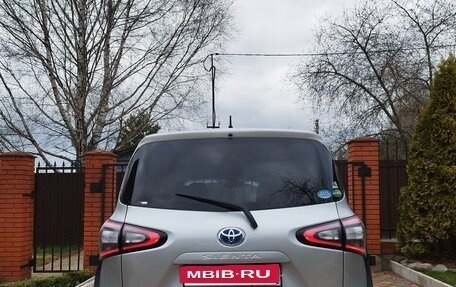 Toyota Sienta II, 2015 год, 1 300 000 рублей, 26 фотография