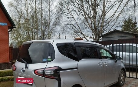 Toyota Sienta II, 2015 год, 1 300 000 рублей, 30 фотография