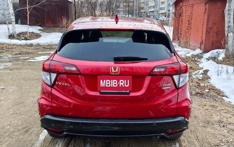 Honda Vezel, 2017 год, 1 700 000 рублей, 9 фотография