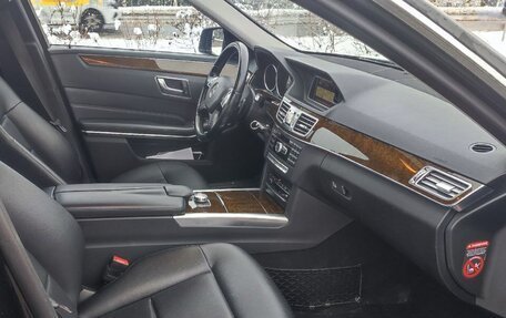 Mercedes-Benz E-Класс, 2014 год, 1 590 000 рублей, 20 фотография