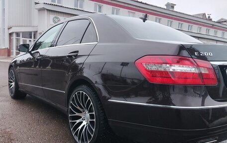 Mercedes-Benz E-Класс, 2012 год, 1 700 000 рублей, 2 фотография