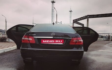 Mercedes-Benz E-Класс, 2012 год, 1 700 000 рублей, 8 фотография