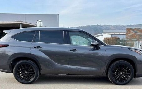 Toyota Highlander, 2026 год, 5 285 500 рублей, 3 фотография