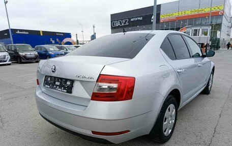 Skoda Octavia, 2018 год, 1 599 995 рублей, 7 фотография