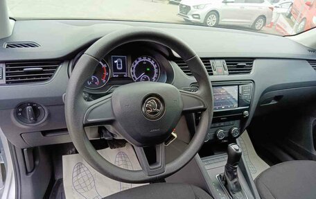 Skoda Octavia, 2018 год, 1 599 995 рублей, 15 фотография