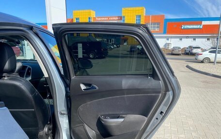 Opel Astra J, 2010 год, 620 000 рублей, 10 фотография