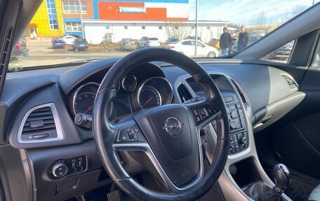 Opel Astra J, 2010 год, 620 000 рублей, 18 фотография