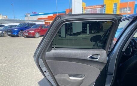 Opel Astra J, 2010 год, 620 000 рублей, 12 фотография