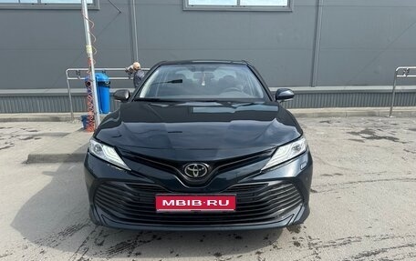Toyota Camry, 2019 год, 2 480 000 рублей, 1 фотография