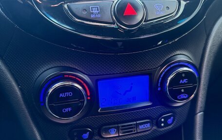 Hyundai Solaris II рестайлинг, 2011 год, 630 000 рублей, 10 фотография