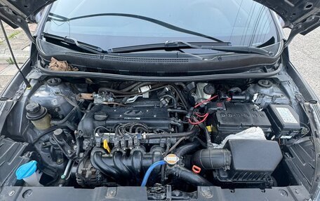 Hyundai Solaris II рестайлинг, 2011 год, 630 000 рублей, 17 фотография