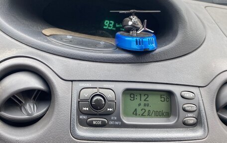 Toyota Yaris I рестайлинг, 2002 год, 225 000 рублей, 6 фотография