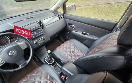 Nissan Tiida, 2007 год, 470 000 рублей, 24 фотография