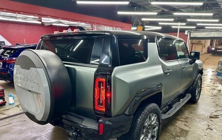 GMC Hummer EV, 2023 год, 15 000 000 рублей, 6 фотография