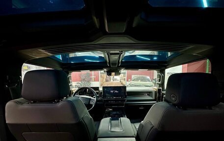 GMC Hummer EV, 2023 год, 15 000 000 рублей, 16 фотография