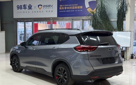 Chevrolet Orlando, 2023 год, 1 685 000 рублей, 6 фотография