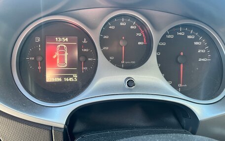 SEAT Leon II, 2012 год, 800 000 рублей, 10 фотография