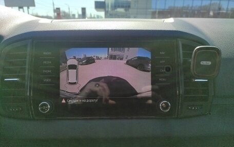 Skoda Karoq I, 2020 год, 2 060 000 рублей, 10 фотография