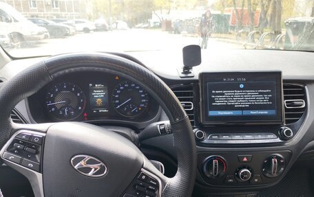 Hyundai Solaris II рестайлинг, 2022 год, 1 439 000 рублей, 2 фотография