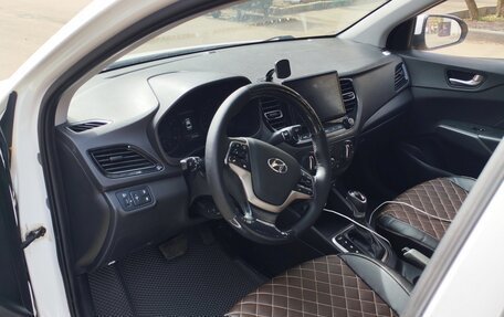 Hyundai Solaris II рестайлинг, 2022 год, 1 439 000 рублей, 4 фотография