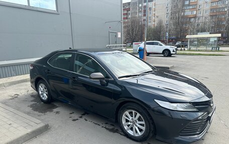 Toyota Camry, 2019 год, 2 480 000 рублей, 4 фотография
