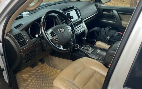 Toyota Land Cruiser 200, 2008 год, 3 000 000 рублей, 5 фотография