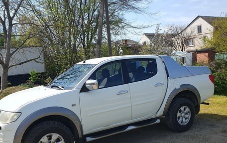 Mitsubishi L200 IV рестайлинг, 2012 год, 1 800 000 рублей, 4 фотография