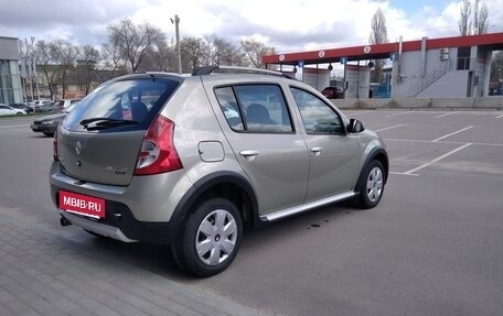 Renault Sandero I, 2013 год, 798 000 рублей, 6 фотография