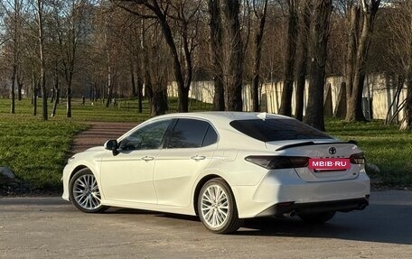 Toyota Camry, 2019 год, 2 900 000 рублей, 6 фотография