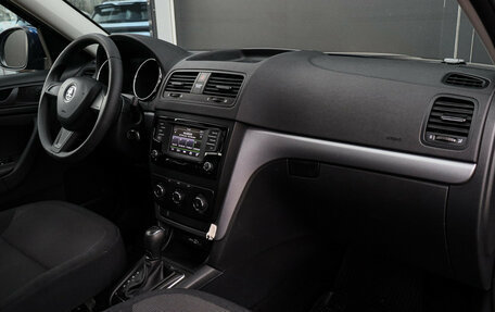 Skoda Yeti I рестайлинг, 2015 год, 1 420 000 рублей, 7 фотография