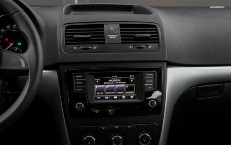 Skoda Yeti I рестайлинг, 2015 год, 1 420 000 рублей, 10 фотография