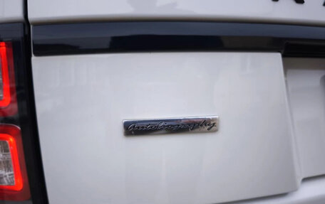 Land Rover Range Rover IV рестайлинг, 2015 год, 4 500 000 рублей, 6 фотография