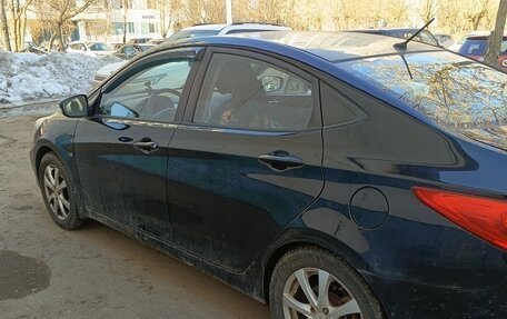 Hyundai Solaris II рестайлинг, 2012 год, 850 000 рублей, 2 фотография