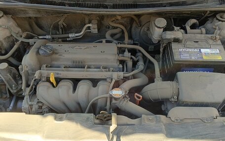 Hyundai Solaris II рестайлинг, 2012 год, 850 000 рублей, 9 фотография