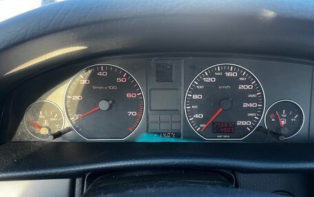 Audi A6, 1997 год, 500 000 рублей, 22 фотография