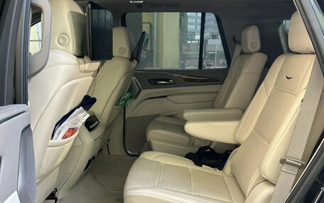 Cadillac Escalade V, 2021 год, 9 500 000 рублей, 4 фотография