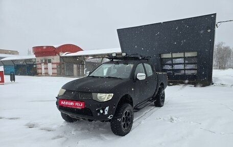 Mitsubishi L200 IV рестайлинг, 2010 год, 1 150 000 рублей, 2 фотография