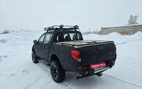 Mitsubishi L200 IV рестайлинг, 2010 год, 1 150 000 рублей, 6 фотография