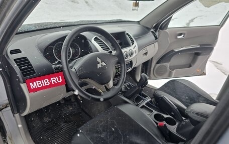 Mitsubishi L200 IV рестайлинг, 2010 год, 1 150 000 рублей, 7 фотография