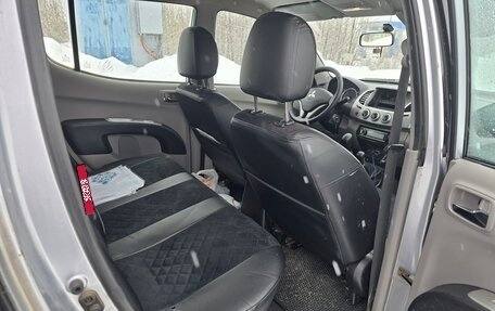 Mitsubishi L200 IV рестайлинг, 2010 год, 1 150 000 рублей, 8 фотография