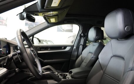 Porsche Cayenne III, 2023 год, 11 990 000 рублей, 15 фотография