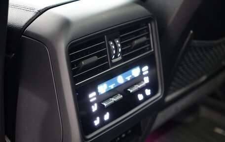 Porsche Cayenne III, 2023 год, 11 990 000 рублей, 18 фотография